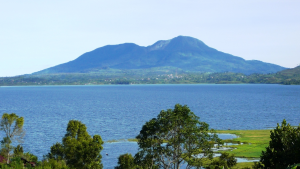 danau-talang