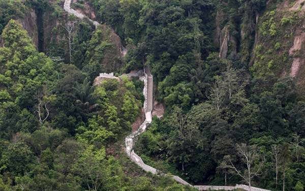 tujuan turis saat wisata ke sumatera barat