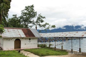 Masjid Berumur Ratusan Tahun Masih Berdiri Kokoh di Tepi Danau Maninjau 6