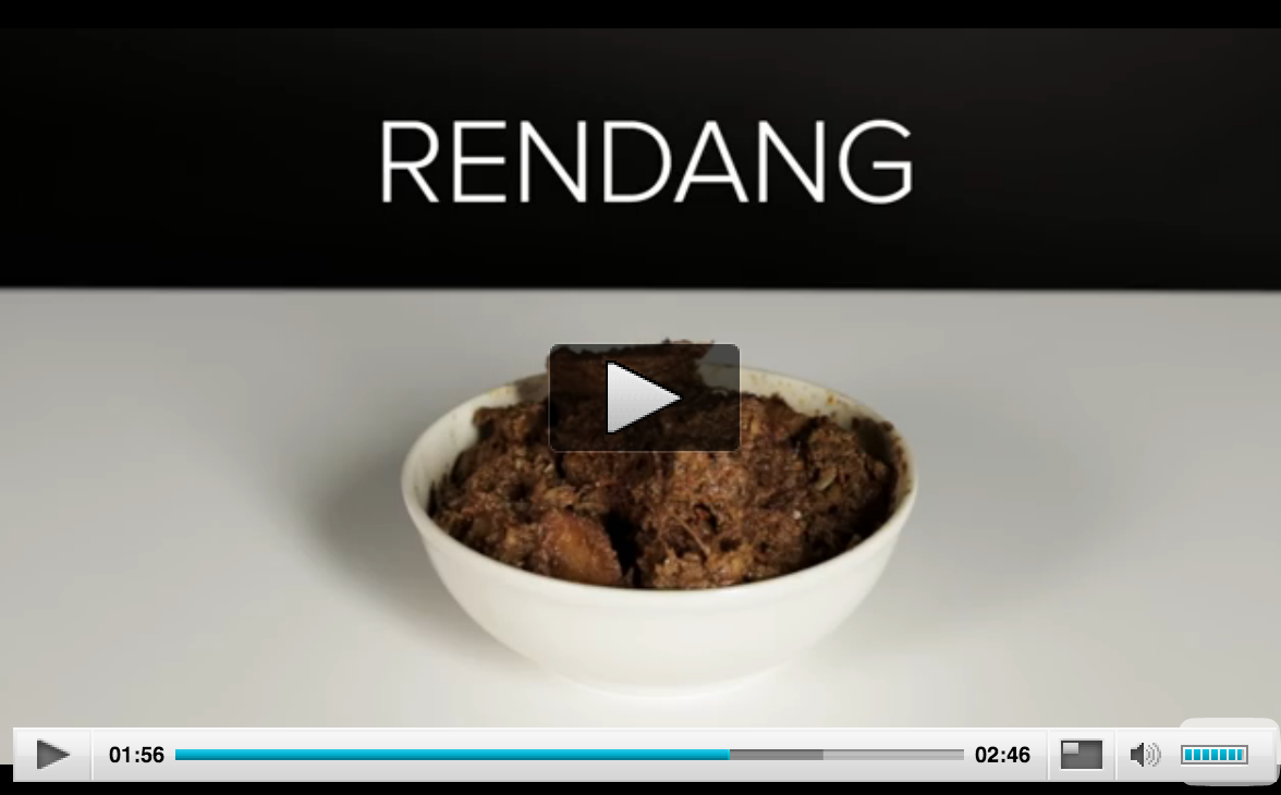 bule mencicipi rendang