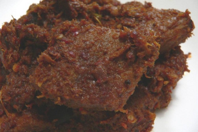 Harga Daging Mahal, Rendang di Warung Padang Mengecil