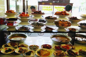 Selain Rendang, 5 Hidangan Padang Ini Wajib Coba