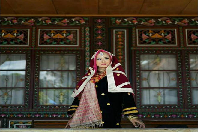 Ayo! Dukung Ayu, Putri Asal Padang dalam Ajang Putri Muslimah Indonesia