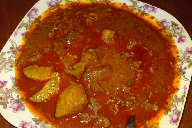 Benarkah Masakan Padang Sumber Kolesterol?