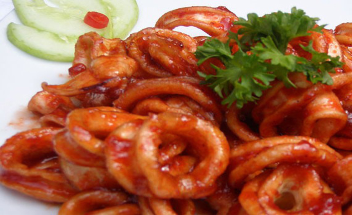 Ingin Tau Cara Membuat Balado Cumi Khas Padang? Ini Resepnya