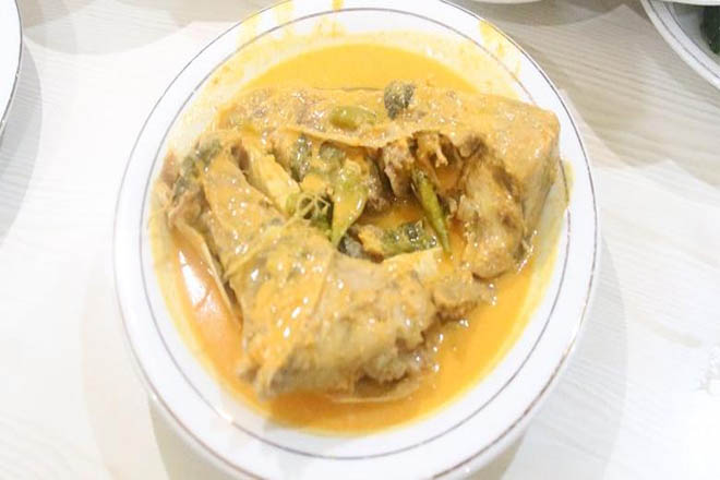 Apa Bedanya Nasi Pauh dengan Nasi Padang?