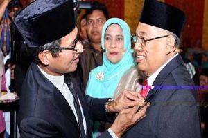 Di Hari Jadi Kota Padang, 10 Tokoh Masyarakat Raih Penghargaan