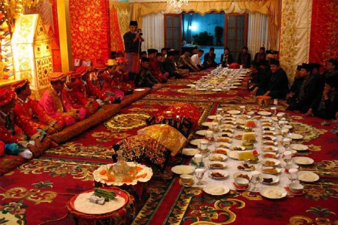 Hubungan Kekerabatan Dalam Keluarga Minangkabau