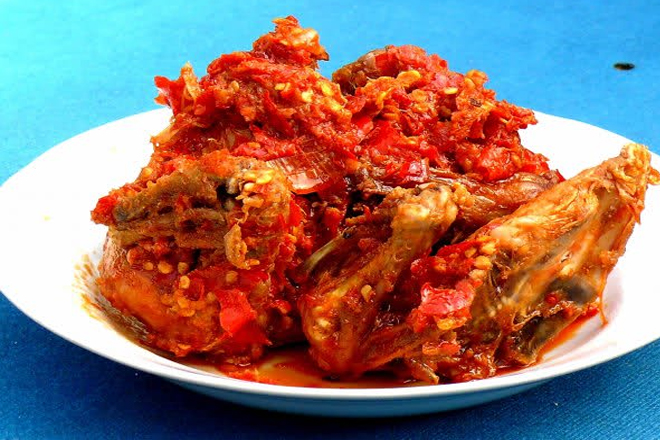 Yuk Bikin Ayam Goreng Balado Ala Rumah Makan padang