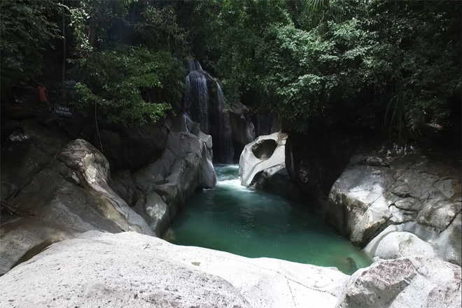 Yuk Nikmati Serunya Berenang di Pedalaman Ranah Minang