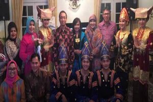 Masakan Padang Laris Manis Oleh Lidah Norwegia