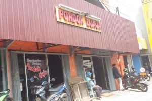 rumah makan padang tertua di jakarta pondok djaja
