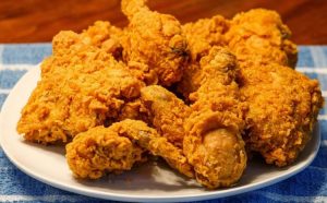 Kecam Trump, Ayo Makan Nasi Padang, Daripada di Resto Cepat Saji asal Amerika