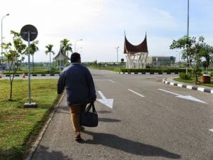 Rendang, Sarung, Merantau, Tiga Serangkai Ciri Khas Urang Minang Asli