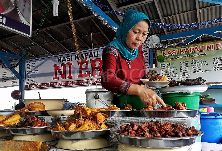 Nasi Kapau Jam Gadang yang Melegenda