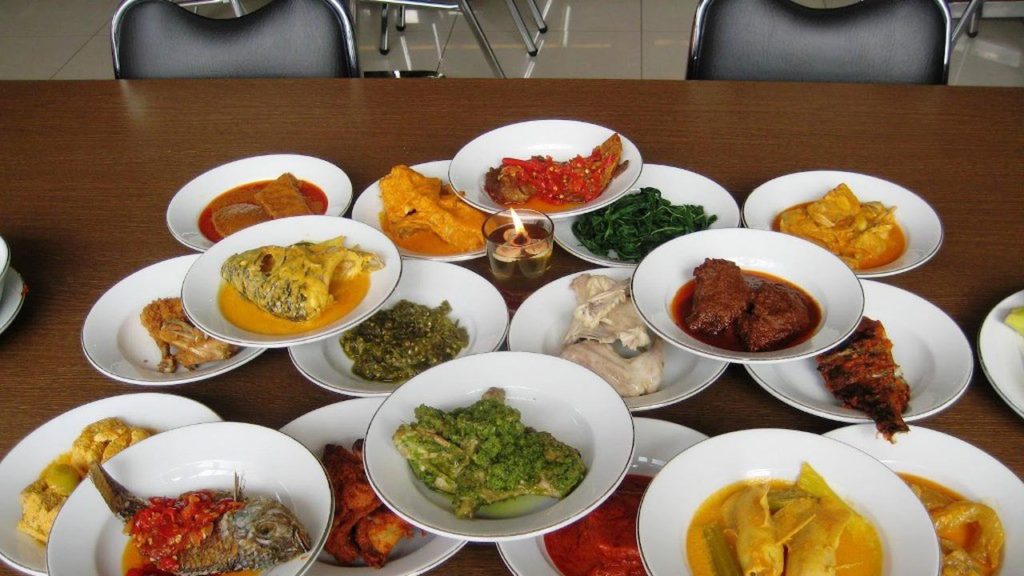 Sejarah Penyebutan Rumah Makan Padang atau Restoran Padang