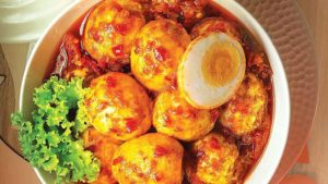 Daftar Menu Wajib yang Selalu Tersedia di Rumah Makan Padang balado