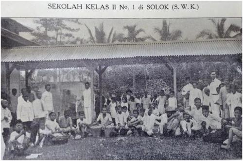 Dulu, Belanda Pernah Jadikan Bahasa Minang Bahasa Pengantar di Sekolah