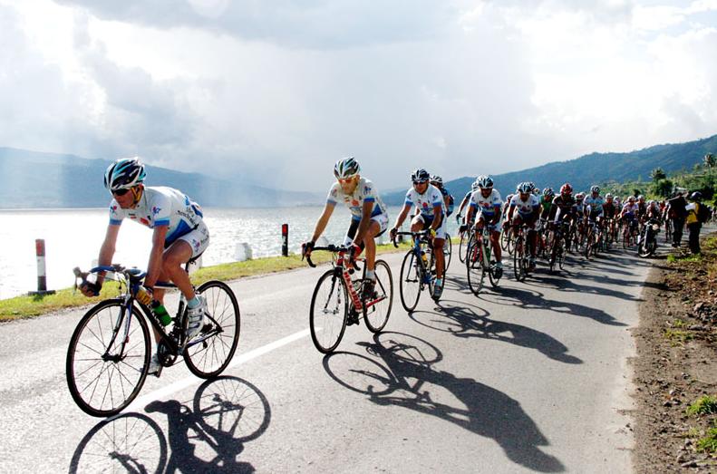 International Gowes Siti Nurbaya Adventure Kenalkan Wisata Kota Padang