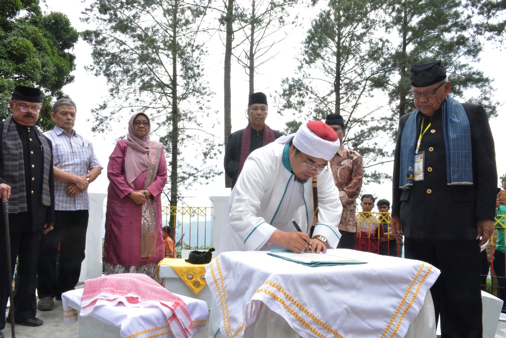 Sumpah Sati Bukik Marapalam Kembali Dikukuhkan Setelah 6 Abad