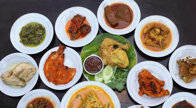 Meskipun Diet, Tidak Ada Larangan Untuk Makan Nasi Padang