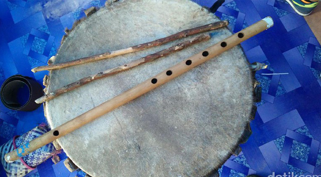 Membuat Alat Musik Tradisional Minang, Pemuda Ini Pasarkan Hingga Pelosok Indonesia