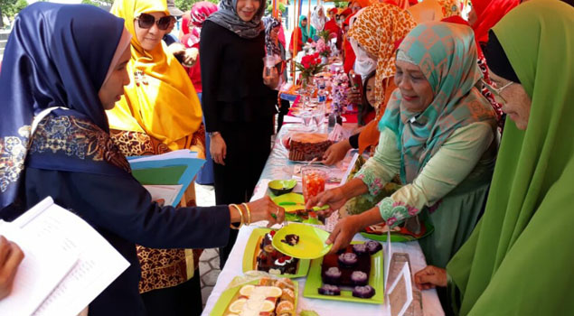 Komonitas Padang Kota Bengkuang Gelar Lomba Pangan