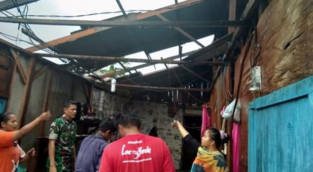 Angin Puting Beliuang, Rusak 8 Unit Rumah di Pariaman