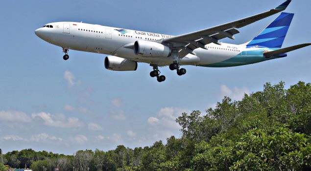 Lancarkan Pariwisata dalam Negeri, Garuda Turunkan Harga Tiket