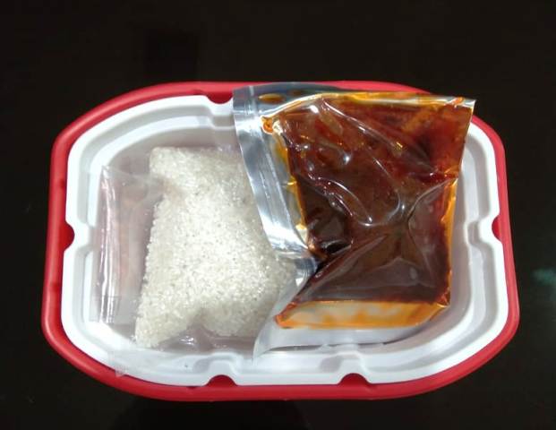 Nasi Rendang Instan Padang