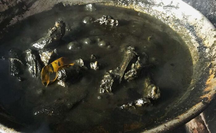 gulai ayam galundi, gulai ayam hitam