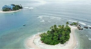 Foto Pulau Semangki dari Drone Sumber Kumparan