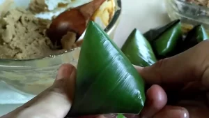 bentuk lapek koci berbentuk piramid