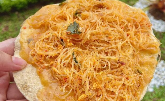 Karupuak Leak, Jajanan Legendaris Khas Padang yang Tak Lekang Waktu