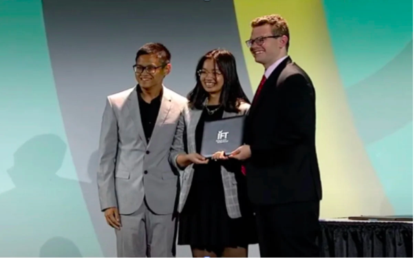 Keren! Bawa Kuliner Minang, Mahasiswa Indonesia Juara Kompetisi Pangan Global di AS