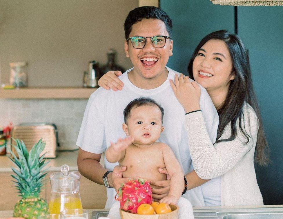 Youtuber Arief Muhammad Buka Bisnis Kuliner Khas Minangkabau