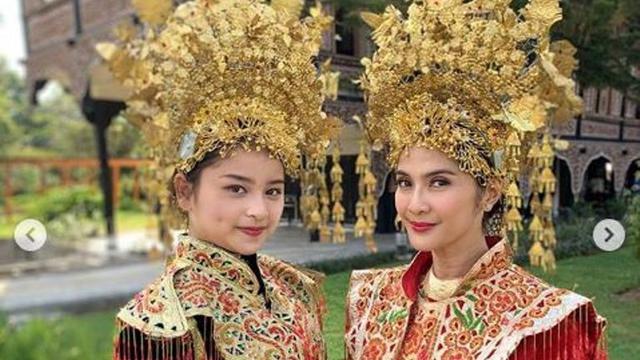 Fakta Unik Suntiang yang Sering Digunakan Pengantin Perempuan Minang