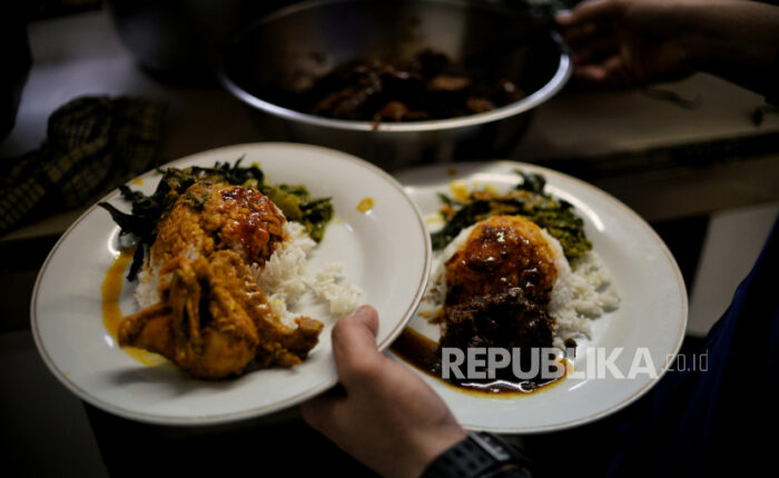Trik Masak Rendang Agar Rasanya Autentik Seperti di Tanah Minang