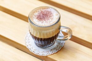 Inilah Manfaat Minum Kopi Campur Telur ala Kopi Talua Minang