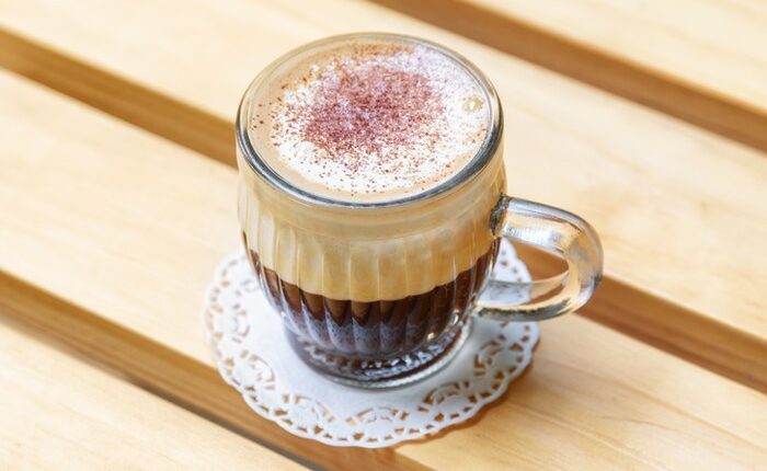 Inilah Manfaat Minum Kopi Campur Telur ala Kopi Talua Minang