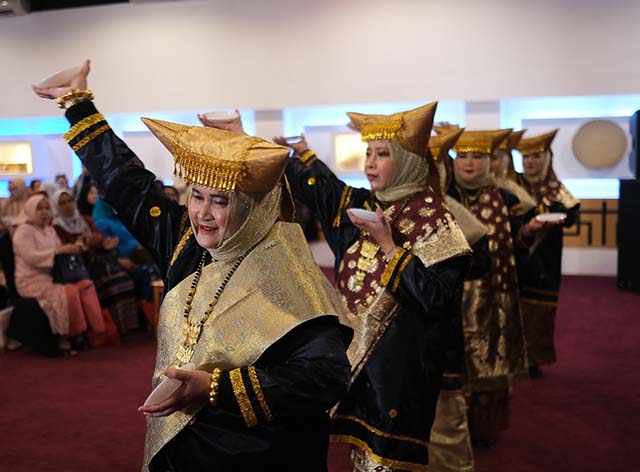 Keren! Perantau Minang di Qatar Gelar Pameran Budaya Minang